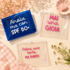 Pochette con carattere